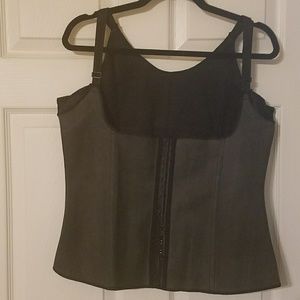 NWOT 2x Squeem Brazilian shapewear